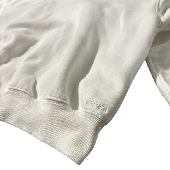 Aritzia cozy fleece mega crew White Women's Sweatshirt - Picture 5 of 8